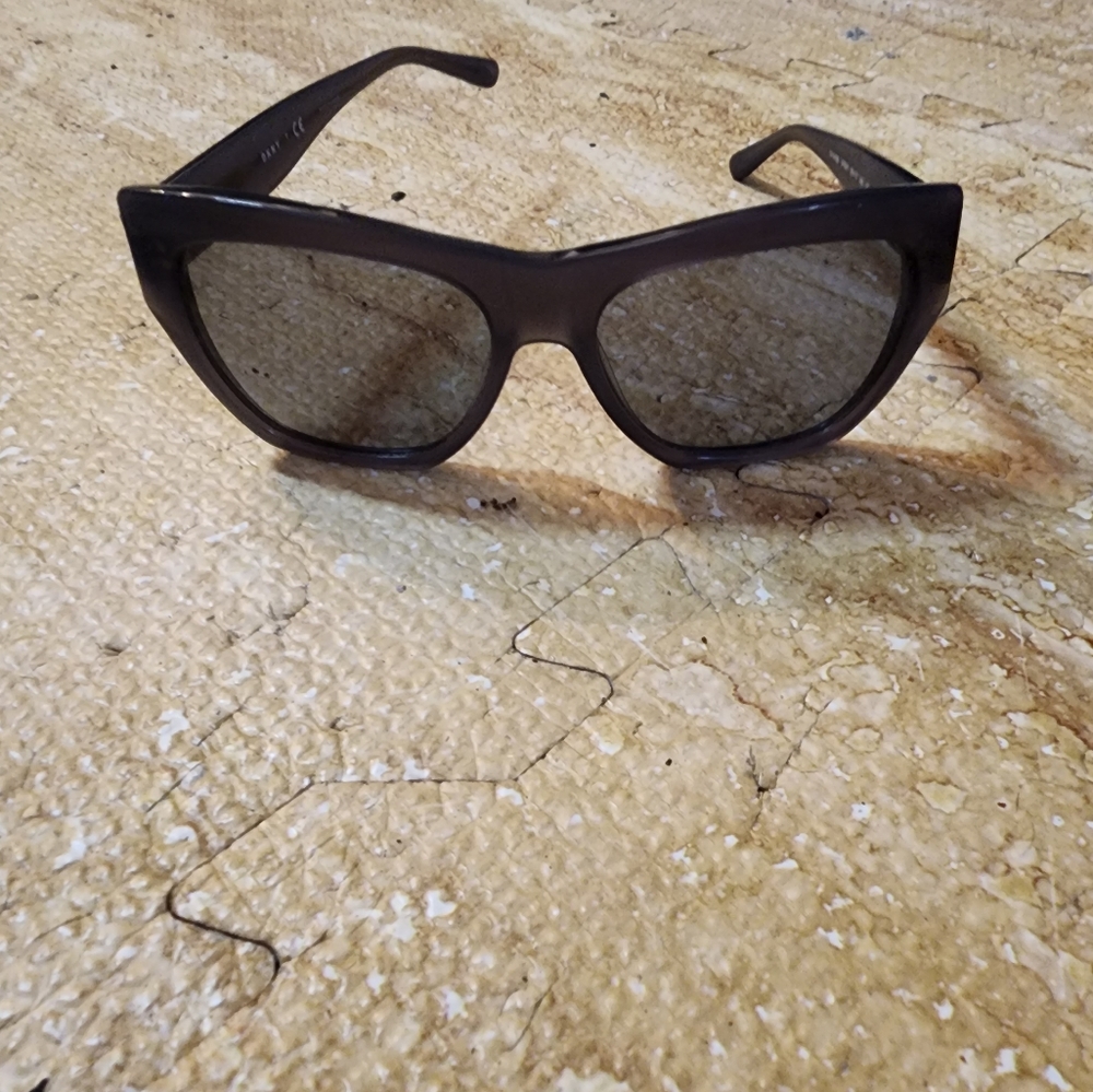 DKNY light blue greyish frames no scrathes or scuffs